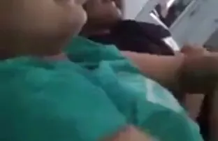 យំ
