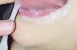 ផ្ទៃមុខបិទជិត