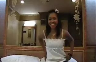ក្មេងស្រីប៉ាតាយ៉ា ច។