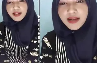 ហ៊ីចាបចូលចិត្តផឹកស្រា