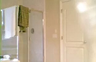 ក្មួយស្រី ១៨ នាក់