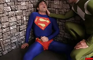 lycra ស្រលាញ់ភេទដូចគ្នា Superman 2 ដាក់ការត្រួតត្រារបស់ spandex