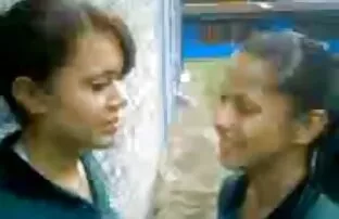 ឆ្កេញីដូមីនី ២