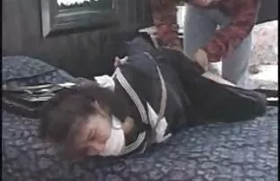 Bdsm និងទារកនៅអាស៊ី