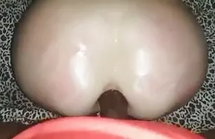 ភរិយា Cuckold រាលដាលតាមរន្ធគូថ