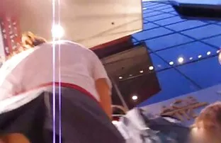 ក្មេងស្រីសាលា Upskirt