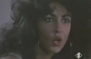 Sabrina មកពី 'Valentina'