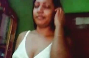 មិត្តស្រីនៅភូមិ Desi រឿងអង់គ្លេស bf សិចស៊ី