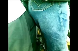 ប៉ះឡានក្រុង ១១