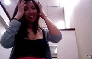 N បង្គន់សាធារណៈ