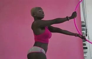 Cummings: ព្រះ Ebony -